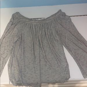 dry goods over the shoulder top🤍